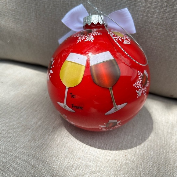 Red‎ and White Holiday wine Ornament with Friends Message - Picture 3 of 6